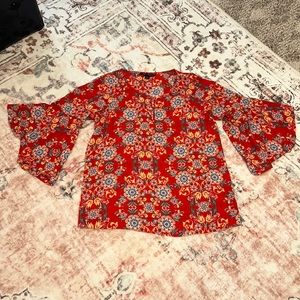 Zac & Rachel womens size small red/orange bell sleeve blouse